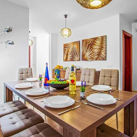 Esmeralda * بلايا بلانكا